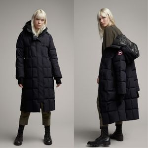 NWT Canada Goose Elmwood Long Down Parka Navy S